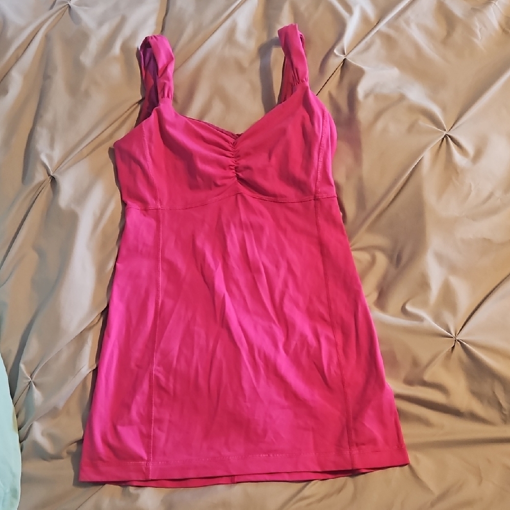 Lululemo Bright Pink Tank Top With Shelf Bra Size 6 Or 8